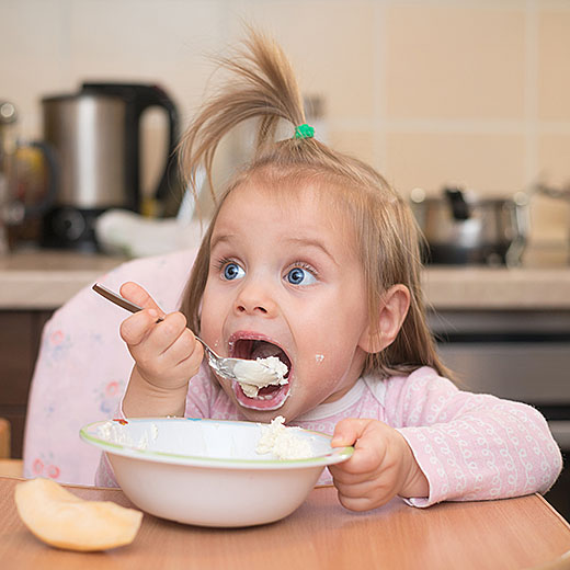 Arszenik w jedzeniu dla niemowląt. Szokujące wyniki badań w UE